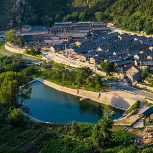 微信分享圖 (新華全媒頭條·小康圓夢·圖文互動)(1)恢宏史詩耀千秋——寫在中國共產(chǎn)黨帶領中國人民全面建成小康社會之際