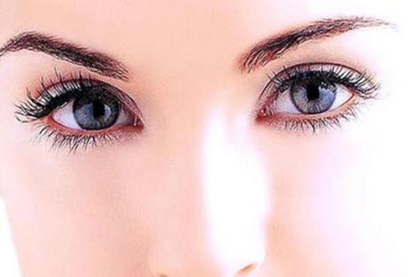 山西省眼科醫(yī)院整形科有哪些醫(yī)生？眼科醫(yī)院整形科的醫(yī)生有哪些成功案例？