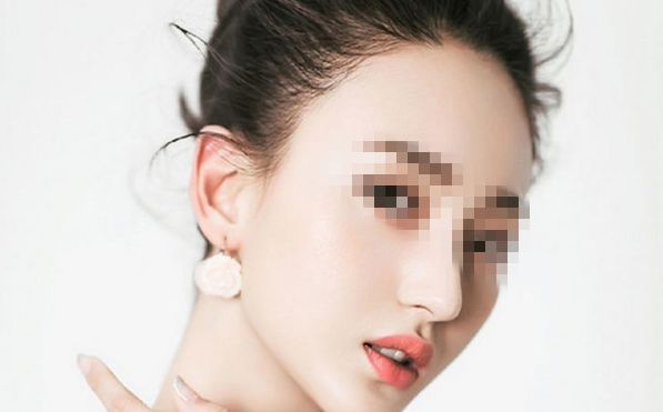 中國的隆胸醫(yī)院是哪家？最熱門的前十強(qiáng)強(qiáng)烈推薦！來看看上海九院奪冠的原因！