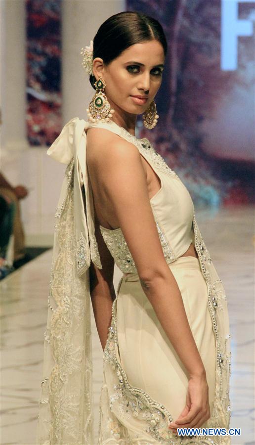PAKISTAN-KARACHI-FASHION WEEK