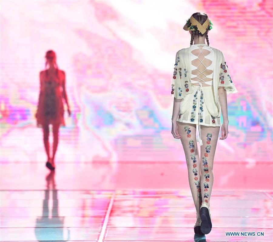 CHINA-XI'AN-FASHION SHOW (CN)