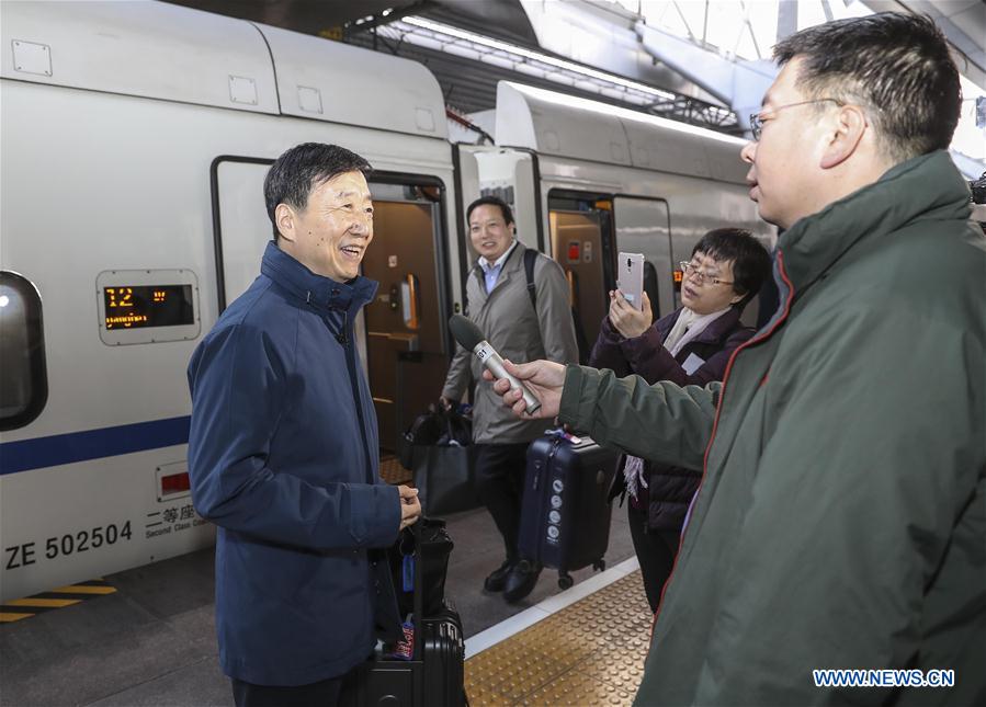 (TWO SESSIONS)CHINA-BEIJING-NPC-DEPUTIES-ARRIVAL (CN)