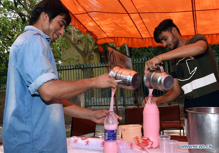 INDIA-NEW DELHI-HIGH TEMPERATURE