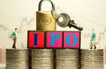 鼓勵(lì)持股滿三年的原有股東將部分老股向投資者轉(zhuǎn)讓，轉(zhuǎn)讓后，公司實(shí)際控制人不得發(fā)生變更。

 　　嘉實(shí)財(cái)富管理有限公司財(cái)富管理總監(jiān)吳妙娟：老股轉(zhuǎn)讓也是一個(gè)亮點(diǎn)，而不是像以前僅僅是發(fā)行新股。對(duì)股價(jià)做出穩(wěn)定的要求，對(duì)中小投資者利益有比較好的保護(hù)作用。