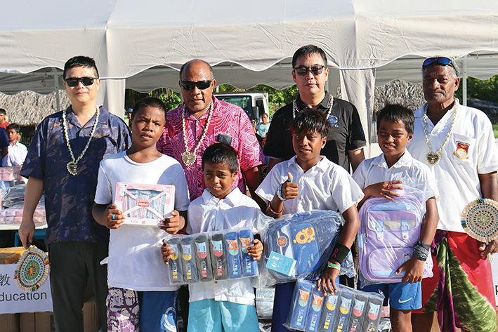 太平洋小島嶼上，有一所“中國中鐵”小學(xué)