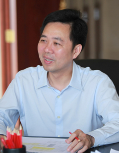 弘陽集團(tuán)董事長、總裁曾煥沙