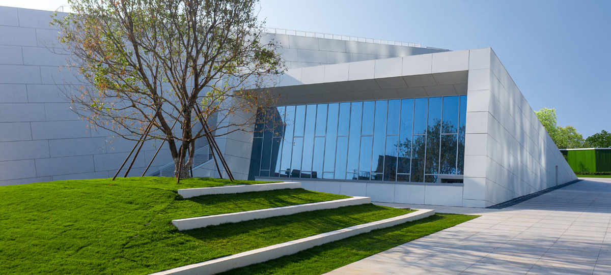 CBD將老的建筑利用，新的建筑營造并存，增加城市活力