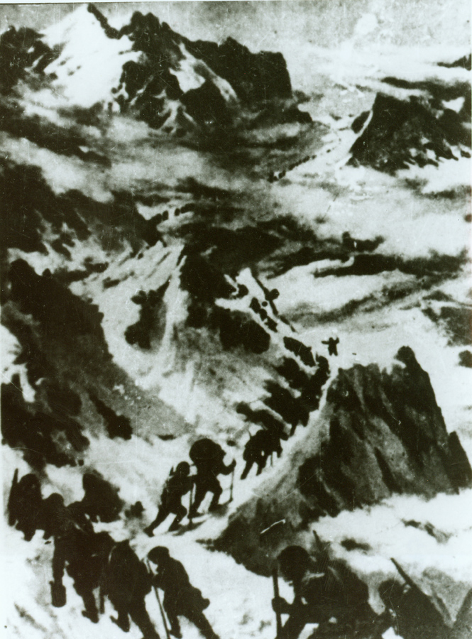 &uarr;資料圖片：紅軍過打鼓山。（圖片由陸軍第16集團軍某紅軍團提供）