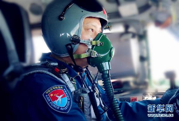 (圖文互動)(4)空軍多語種宣傳片《戰(zhàn)神繞島新航跡》向海內(nèi)外發(fā)布