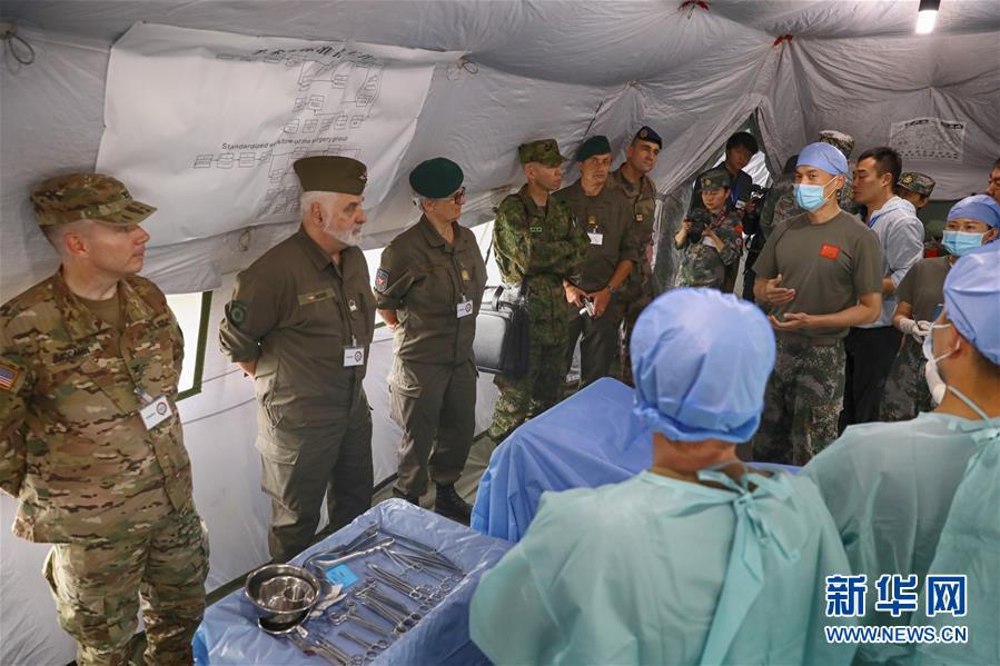 (國(guó)際)(2)多國(guó)軍官觀摩中德“聯(lián)合救援-2019”衛(wèi)勤實(shí)兵聯(lián)合演習(xí)
