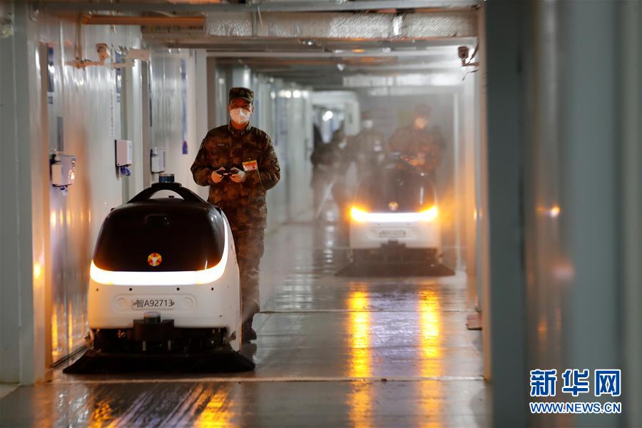 （一線抗疫群英譜&middot;圖文互動(dòng)）（2）二級(jí)軍士長(zhǎng)張鵬飛：&ldquo;兵王&rdquo;在此　有我無(wú)毒