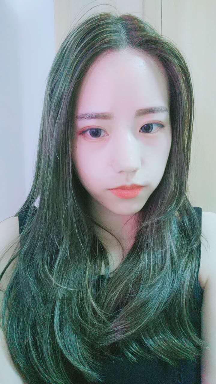 手術后23天。做了鼻子，換發(fā)型