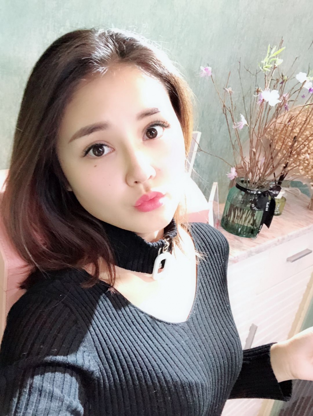 鄭州華領醫(yī)療美容醫(yī)院賀小虎醫(yī)生做眼綜合+鼻部整形手術效果怎么樣？