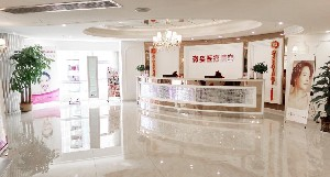 深圳薇姿整形假體隆鼻手術(shù)有何優(yōu)勢(shì)？有哪些風(fēng)險(xiǎn)？