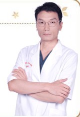 珠海陸達美容外科醫(yī)院楊榮坤醫(yī)生