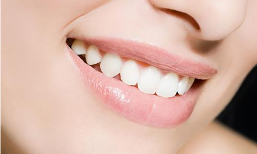 皓齒美白和冷光美白哪個(gè)好？?jī)r(jià)錢怎么樣？