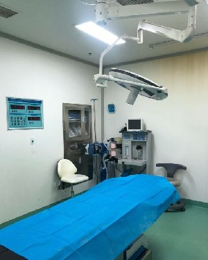 潮州至臻美容整形外科診所_手術室
