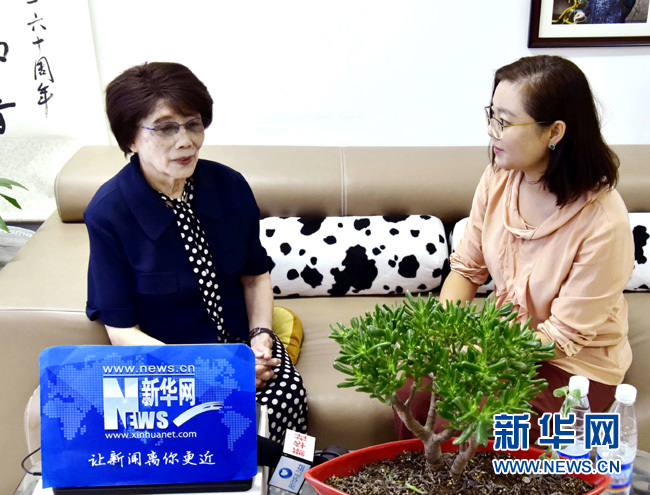 電波永不消逝，隨著時(shí)代發(fā)展傳播可能會(huì)有多種形式，年輕播音員要不忘初心，在如今優(yōu)越條件下更應(yīng)砥礪自己。