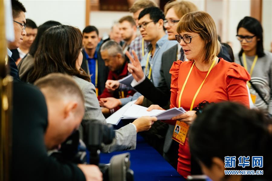（十九大）（2）我眼中的十九大&mdash;&mdash;新華社外籍記者上會記