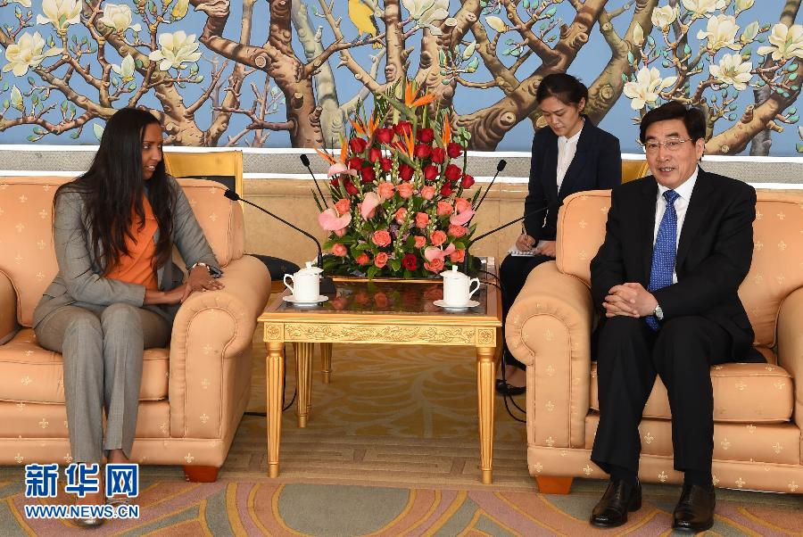 （XHDW）郭金龍會見佛得角非洲獨(dú)立黨代表團(tuán) 