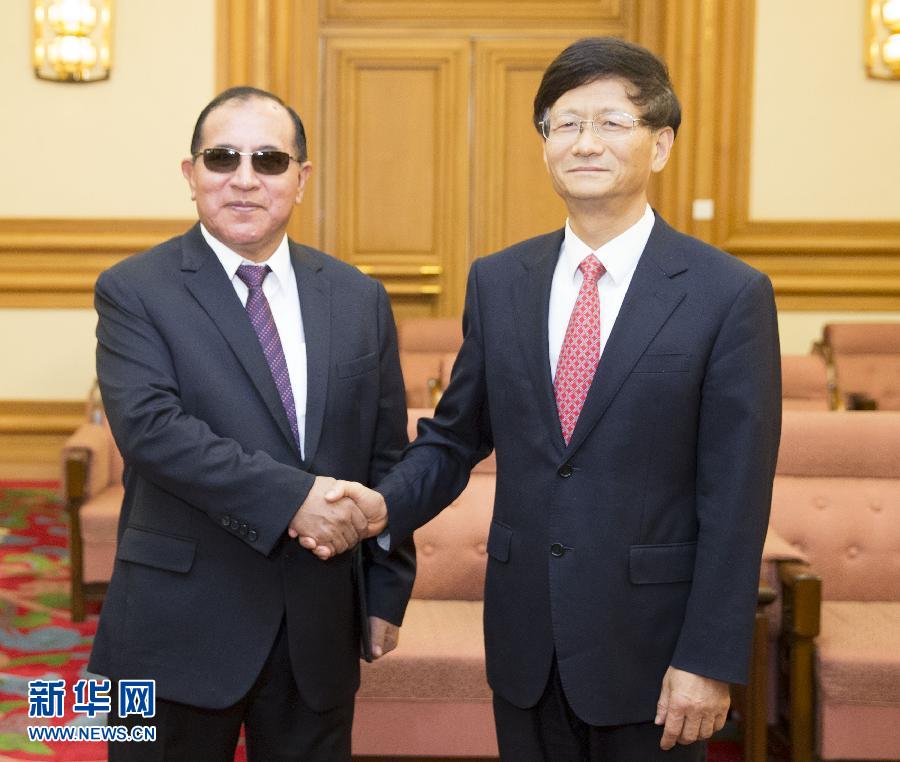 9月5日，中共中央政治局委員、中央政法委書記孟建柱在北京會見秘魯最高法院院長維克托&middot;盧卡斯&middot;蒂科納。 新華社記者 黃敬文 攝 