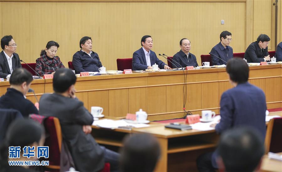 3月17日，中共中央政治局委員、中央書記處書記、中宣部部長劉奇葆在北京出席中華優(yōu)秀傳統(tǒng)文化傳承發(fā)展工作座談會。 新華社記者丁林?jǐn)z