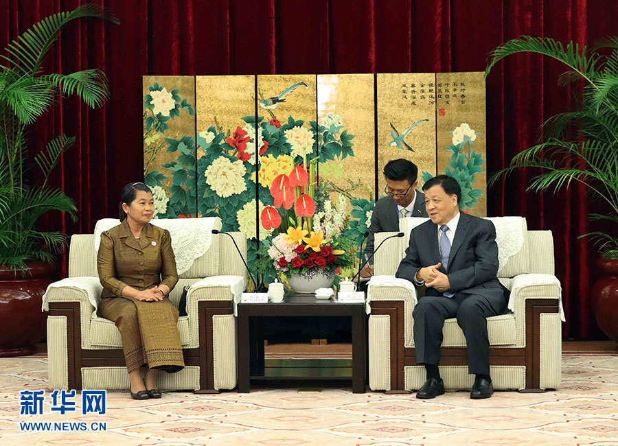 6月11日，中共中央政治局常委、中央書記處書記劉云山在福州會見來華出席金磚國家政黨、智庫和民間社會組織論壇的柬埔寨人民黨中央常委、副首相梅森安。新華社記者劉衛(wèi)兵攝