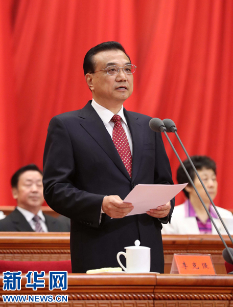 8月1日，慶祝中國人民解放軍建軍90周年大會在北京人民大會堂隆重舉行。中共中央政治局常委、國務院總理李克強主持大會。新華社記者 劉衛(wèi)兵 攝