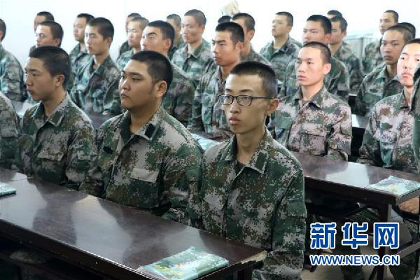 （十九大時(shí)光&middot;圖文互動(dòng)）（1）青春，在夢想的引領(lǐng)下飛揚(yáng)&mdash;&mdash;來自基層蹲點(diǎn)現(xiàn)場的報(bào)道