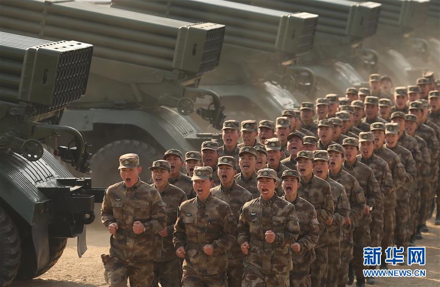 （新華全媒頭條&middot;圖文互動）（3）備戰(zhàn)踏上新起點，練兵展現(xiàn)新氣象&mdash;&mdash;2018中國軍隊新年開訓(xùn)全景大掃描