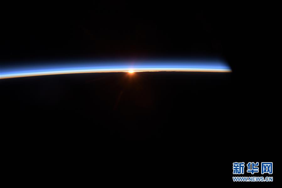 (圖文互動(dòng))(2)為國(guó)出征叩蒼穹——記英雄的中國(guó)航天員群體