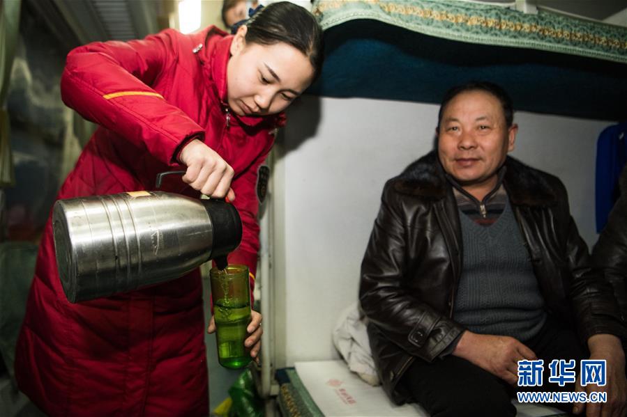 （圖片故事）（9）草原上的&ldquo;便民巴士&rdquo;