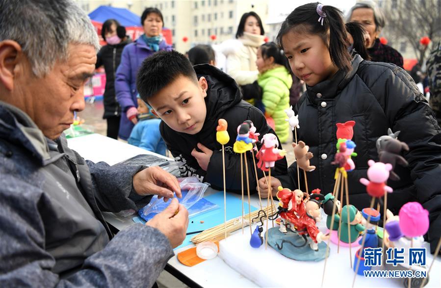 （社會(huì)）（1）合肥：文化廟會(huì)上賞&ldquo;非遺&rdquo;