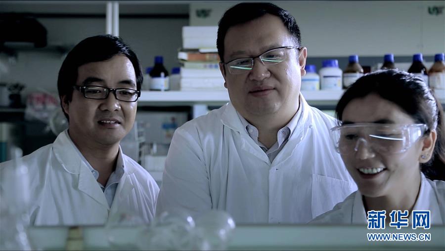 （新華全媒頭條&middot;圖文互動(dòng)）（6）一顆種子的答案&mdash;&mdash;雪域高原播種者鐘揚(yáng)的&ldquo;精神珠峰&rdquo;