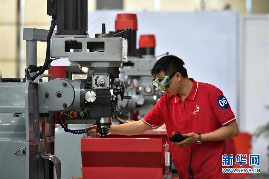 （新華全媒頭條&middot;圖文互動）（4）上下合力，聚力破障，開辟&ldquo;大國工匠&rdquo;建設(shè)新格局