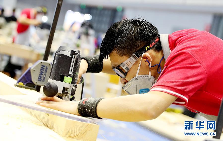 （新華全媒頭條&middot;圖文互動(dòng)）（5）上下合力，聚力破障，開(kāi)辟&ldquo;大國(guó)工匠&rdquo;建設(shè)新格局