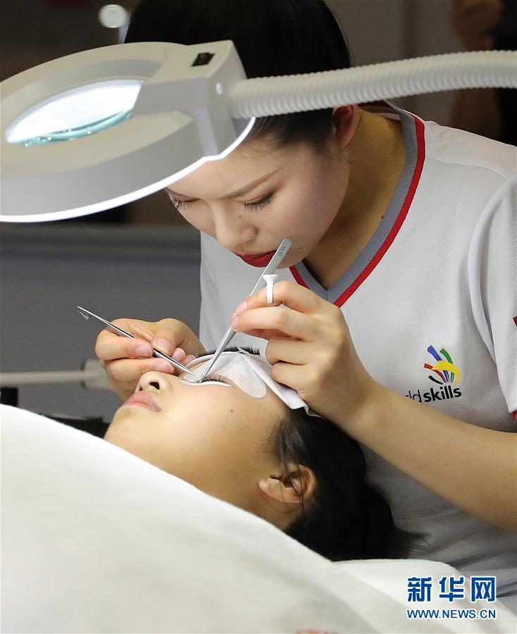 （新華全媒頭條&middot;圖文互動(dòng)）（6）上下合力，聚力破障，開(kāi)辟&ldquo;大國(guó)工匠&rdquo;建設(shè)新格局