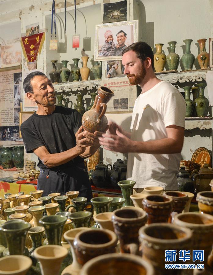 （新華全媒頭條&middot;圖文互動(dòng)）（1）去新疆！穿越古今絲綢之路