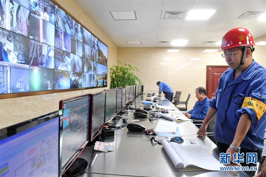 (在習(xí)近平新時(shí)代中國特色社會主義思想指引下·慶祝改革開放40周年·綠色發(fā)展·圖文互動)(2)烈火淬煉中的轉(zhuǎn)型之變——綠色發(fā)展之“火”的故事