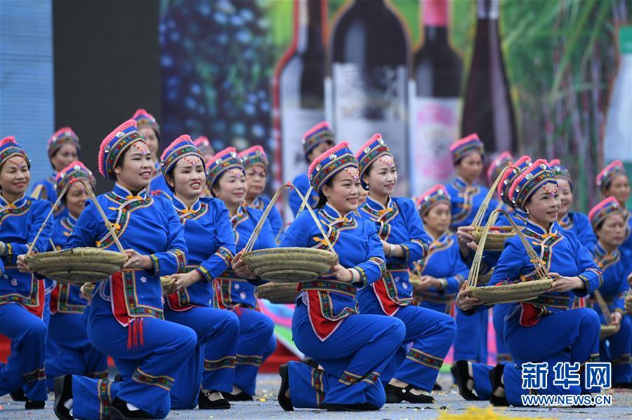 （輝煌60年&middot;壯美新廣西&middot;圖文互動(dòng)）（9）和睦相處一家親 攜手并進(jìn)謀發(fā)展&mdash;&mdash;廣西民族團(tuán)結(jié)發(fā)展觀察