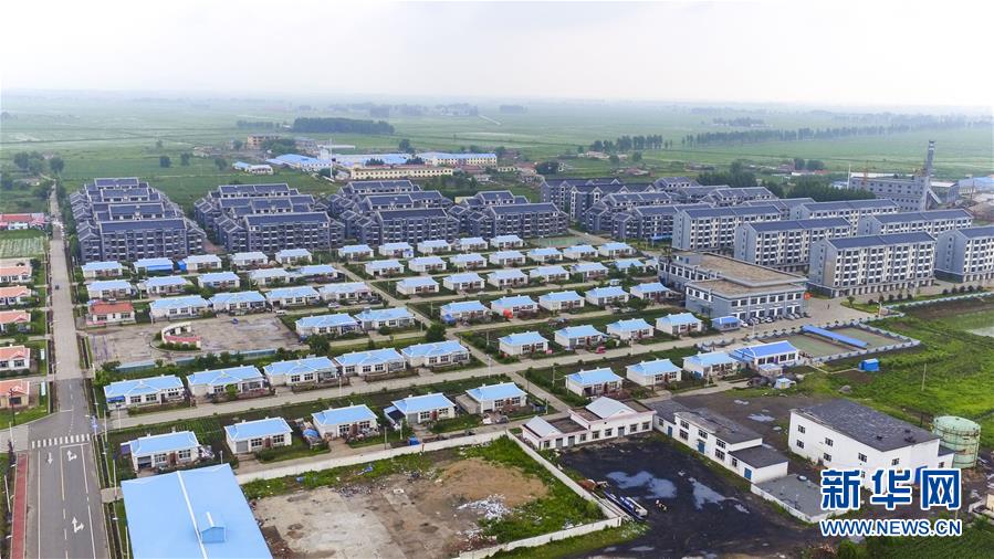 (慶祝改革開放40周年基層行·鄉(xiāng)鎮(zhèn)篇·圖文互動)(1)三產融合培育鄉(xiāng)村振興熱土——吉林孤店子鎮(zhèn)“村變城”背后的故事