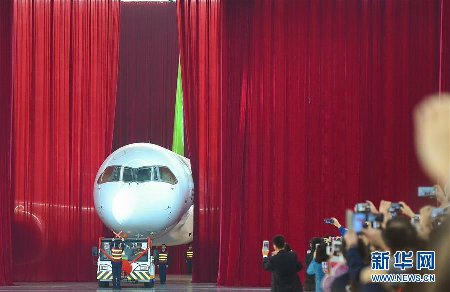 (新華全媒頭條·壯闊歷程40年系列述評(píng)·圖文互動(dòng))(3)風(fēng)雨砥礪 壯麗史詩(shī)——從改革開(kāi)放40年看中國(guó)奇跡