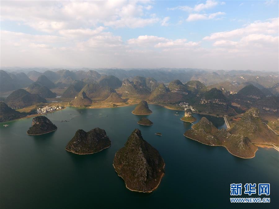 （輝煌60年&middot;壯美新廣西&middot;圖文互動）（1）攜手描繪八桂大地上的美麗畫卷&mdash;&mdash;寫在廣西壯族自治區(qū)成立60周年之際