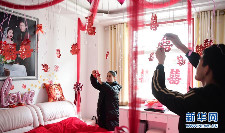 （奮進(jìn)新時代&middot;迎接兩會）（8）共享發(fā)展&mdash;&mdash;向共同富裕方向穩(wěn)步前進(jìn)