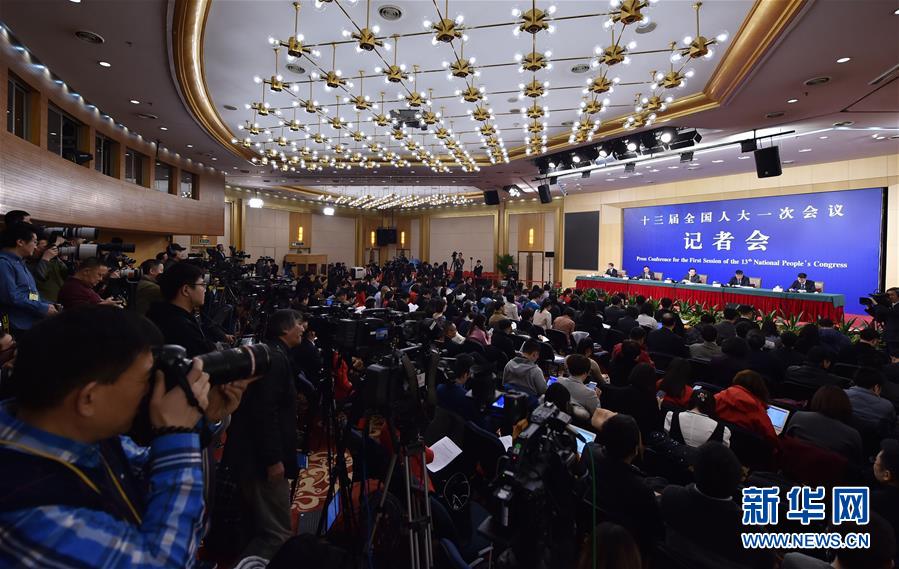 （兩會&middot;XHDW）（2）科技部部長萬鋼等就&ldquo;加快建設(shè)創(chuàng)新型國家&rdquo;答記者問