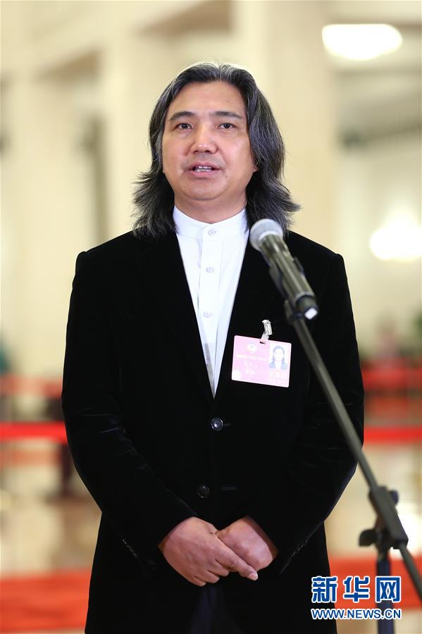 （兩會(huì)&middot;XHDW）（2）全國政協(xié)委員接受采訪