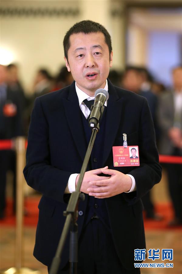 （兩會(huì)&middot;XHDW）（9）全國(guó)人大代表接受采訪(fǎng)