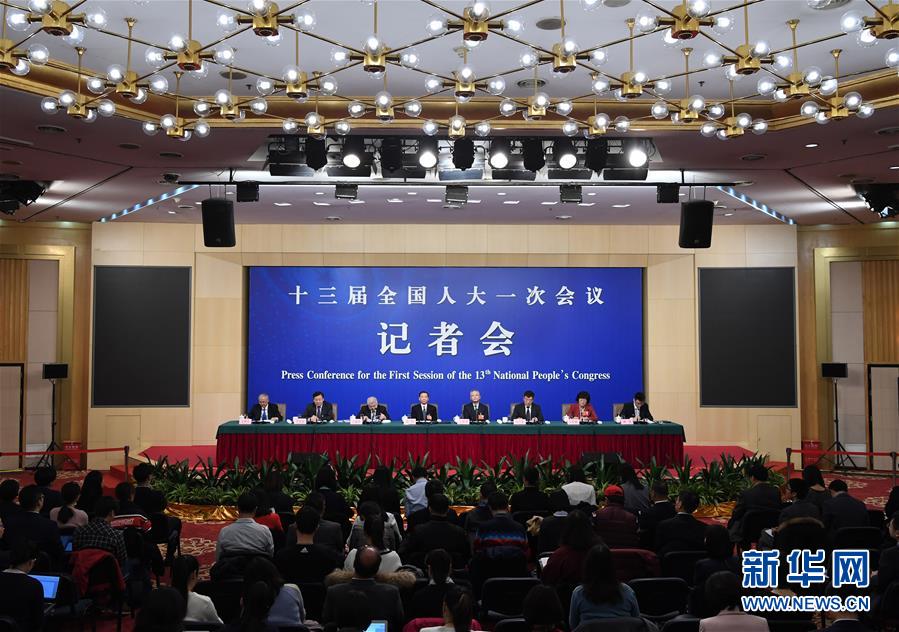 （兩會(huì)&middot;XHDW）（1）全國人大相關(guān)負(fù)責(zé)人就&ldquo;人大立法工作&rdquo;答記者問