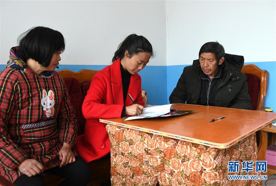 (兩會(huì)·基層代表履職故事)(7)全國人大代表程桔:治理村莊環(huán)境 發(fā)展鄉(xiāng)村旅游