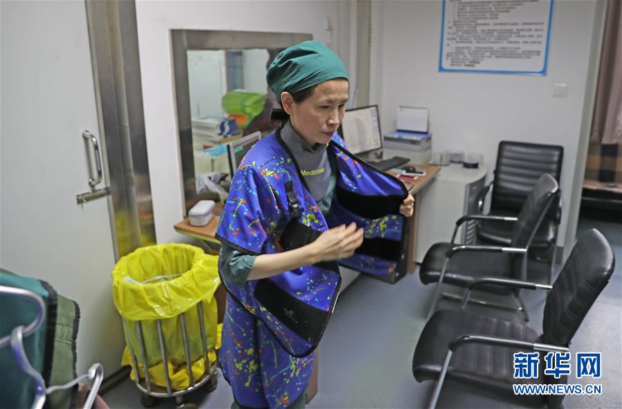 （兩會&middot;基層代表履職故事）（7）全國人大代表李潞：承載生命囑托 堅守醫(yī)生職責(zé)